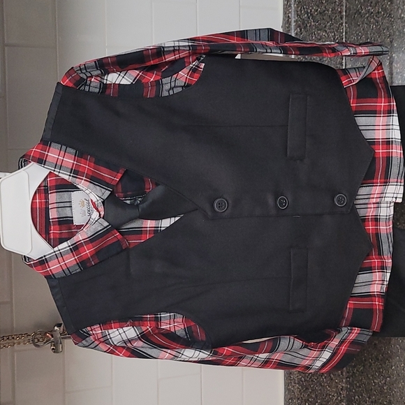 New Special Edition Toddlers Boys  4 Piece Dress Set - Picture 3 of 8